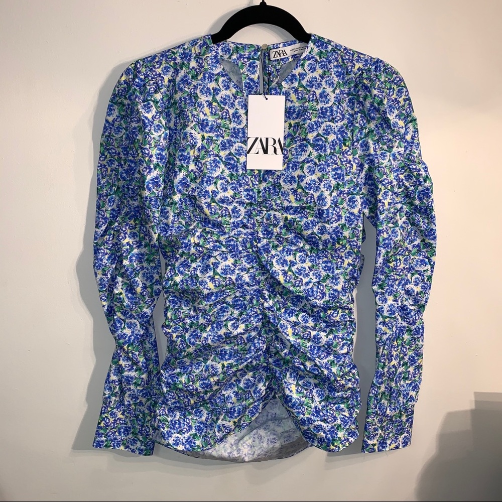 NWT ZARA PRINTED GATHERED FLORAL LONG SLEEVE TOP SIZE XS